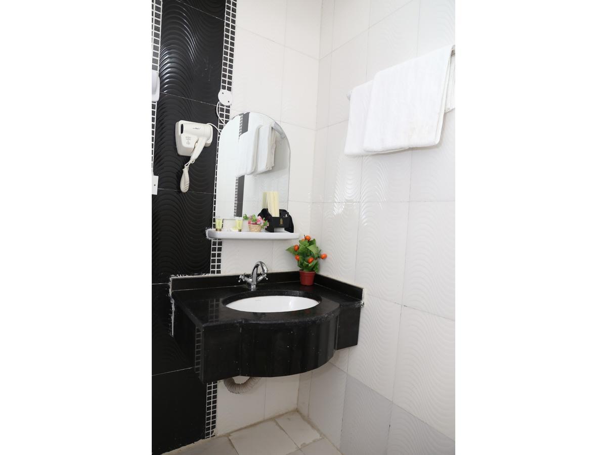 Al Hussam Hotel Apartments Rusayl Ngoại thất bức ảnh